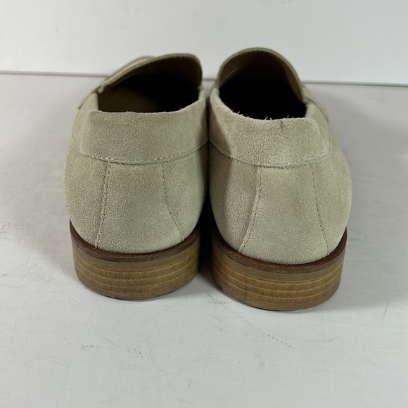 Everlane The Modern Loafer in Stone Suede - Picture 9 of 15